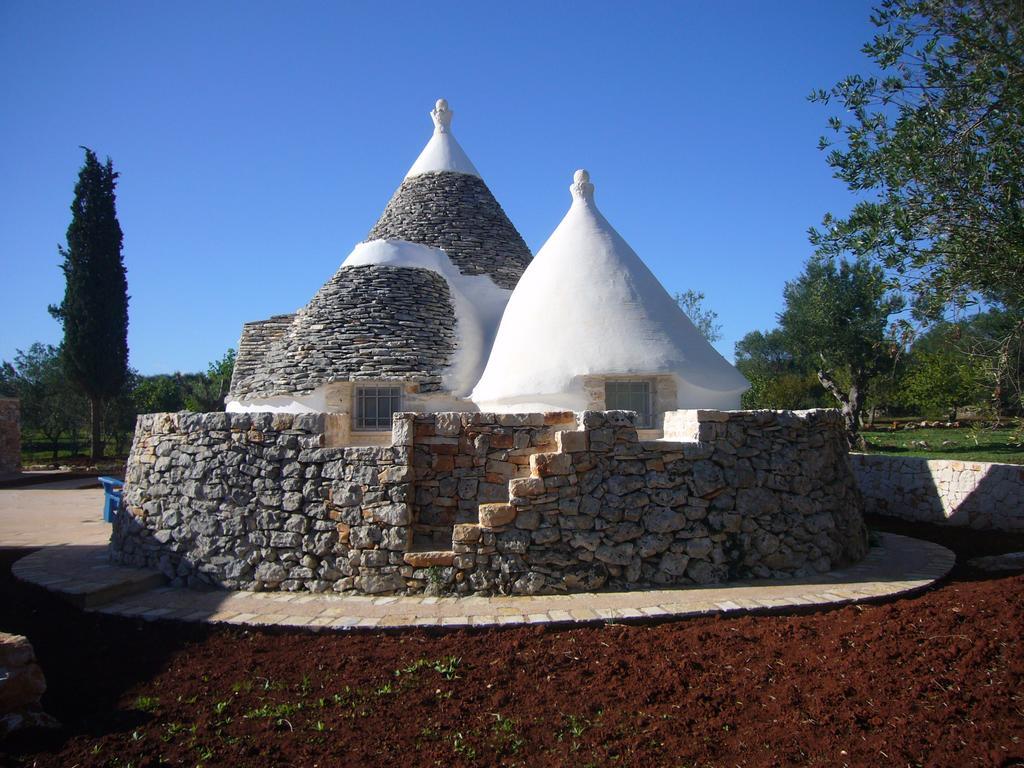 I Trulli Di Alice Villa Челие Месапика Екстериор снимка