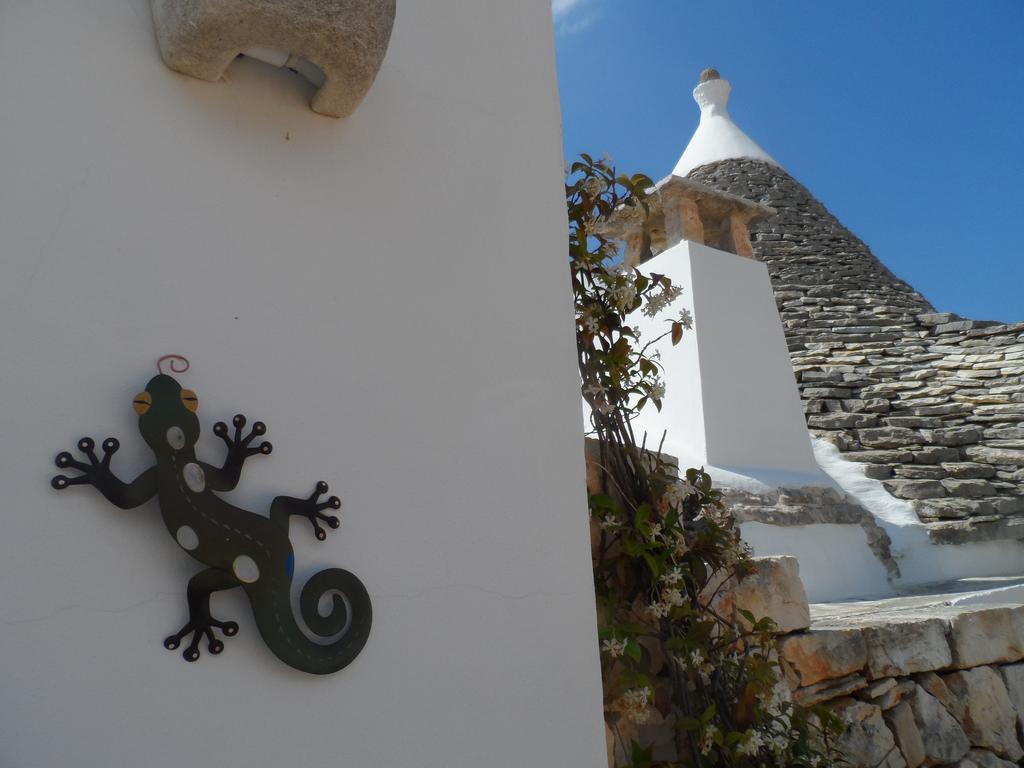I Trulli Di Alice Villa Челие Месапика Екстериор снимка