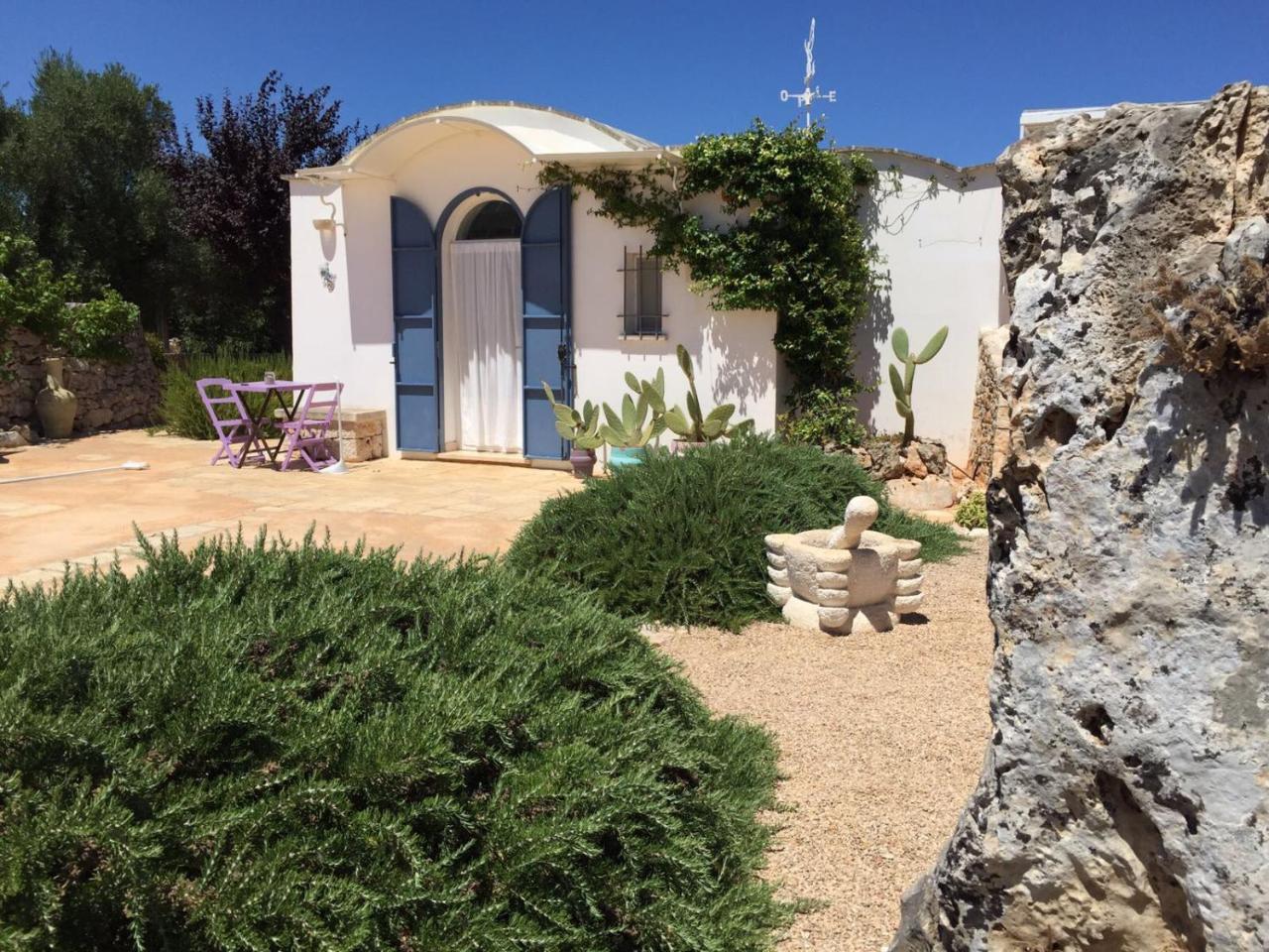 I Trulli Di Alice Villa Челие Месапика Екстериор снимка